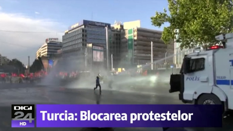 VIDEO Proteste violente la Ankara. Politia a folosit tunuri cu apa si gaze lacrimogene impotriva manifestantilor Imagine