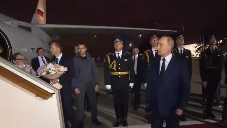VIDEO Putin i-a asteptat la aeroport, pe covorul rosu, pe spionii si hackerii eliberati in cadrul schimbului de detinuti cu Occidentul Imagine