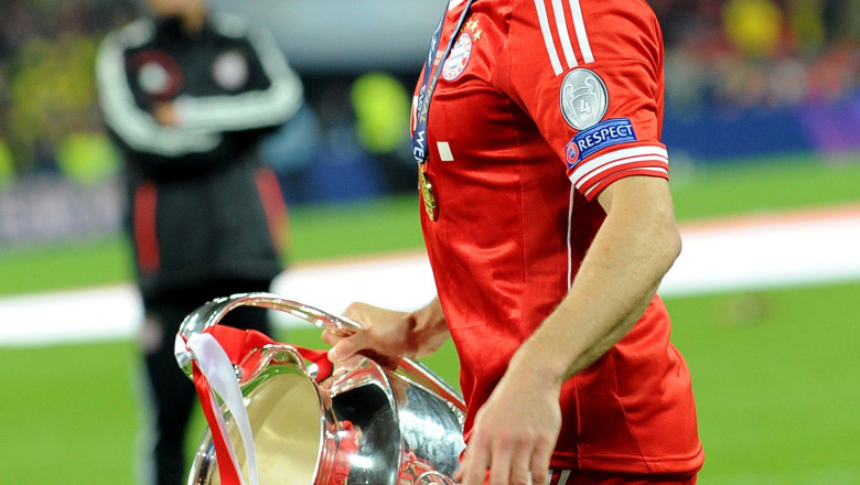 VIDEO. Ribery s-a distrat in vitrina unui magazin si i-a speriat pe trecatori Imagine