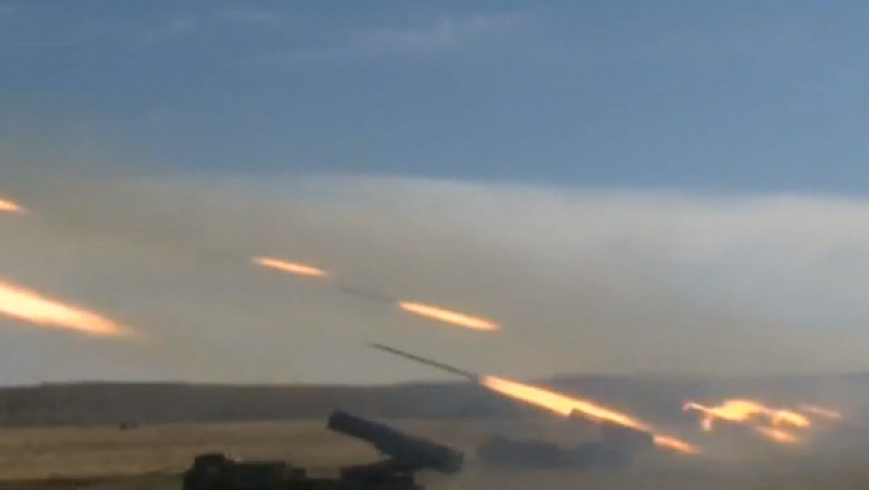 VIDEO. Rusia isi etaleaza forta militara Imagine