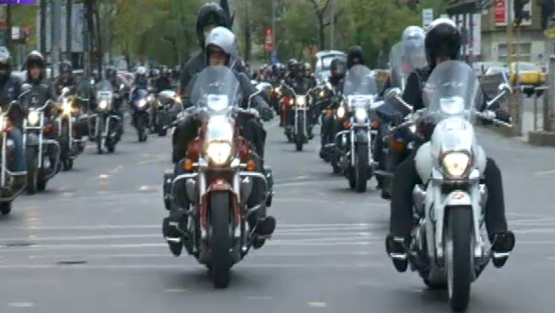 VIDEO. S-a dat startul sezonului moto Imagine