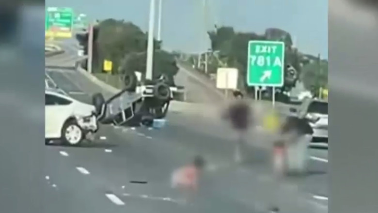 VIDEO. Scene socante pe autostrada: Doi copii au fost proiectati din masina, in mijlocul traficului, dupa un accident Imagine