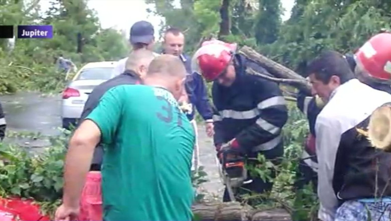 VIDEO. Sudul litoralului, maturat de furtuna Imagine