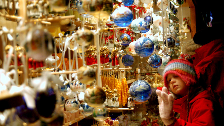 VIDEO. Targurile de Craciun, mandria oraselor. Cum e in Romania fata de alte tari Imagine