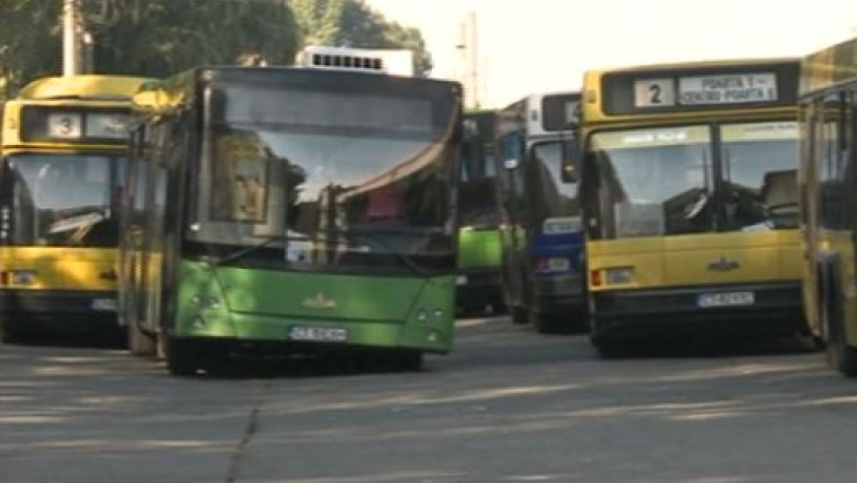 VIDEO. Un fost angajat al regiei locale de transport Constanta a furat un autobuz Imagine