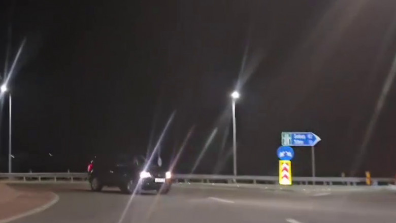 VIDEO. Un sofer a fost filmat in timp ce mergea pe contrasens intr-un giratoriu din Sibiu Imagine