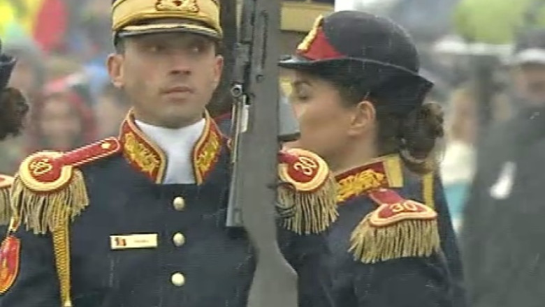 VIDEO. Unul dintre cele mai spectaculoase momente ale paradei de Ziua Nationala Imagine