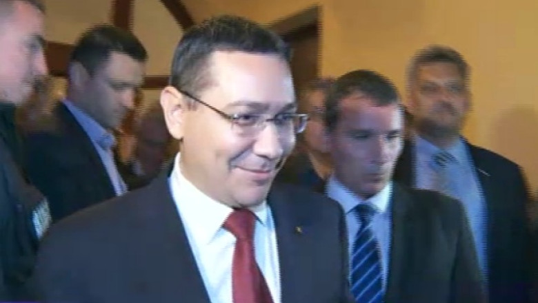 VIDEO. Victor Ponta, primit cu huiduieli si ovatii la Baia Mare Imagine