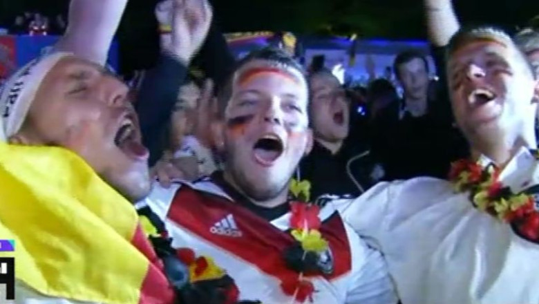 VIDEO. Victoria Germaniei in finala Cupei Mondiale a scos 250.000 de oameni in strada la Berlin Imagine