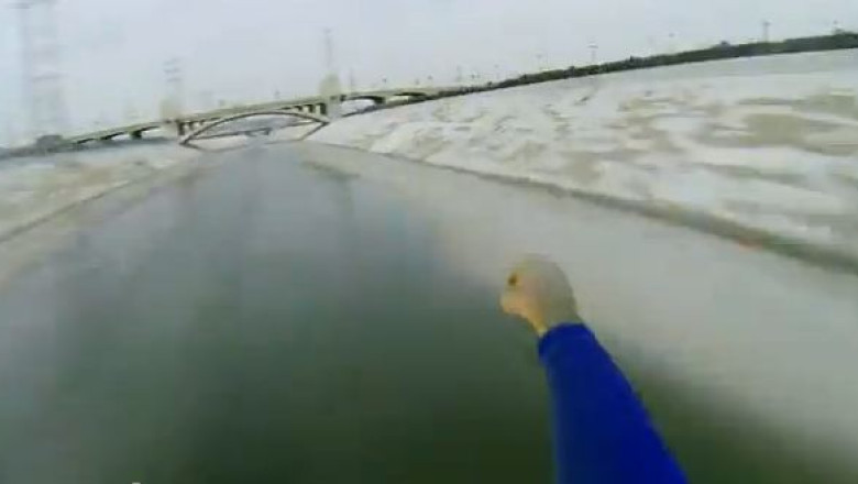 VIDEO. Zborul lui Superman, filmat cu o drona Imagine