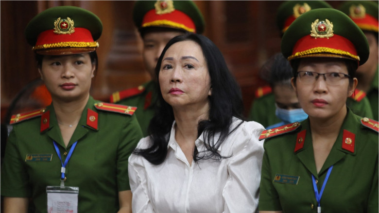 Vietnamul renunta la pedeapsa cu moartea pentru 8 infractiuni. Femeia condamnata pentru cea mai mare frauda bancara scapa de executie Imagine