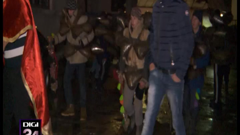 Viflaimul, teatru de Craciun in Maramures Imagine