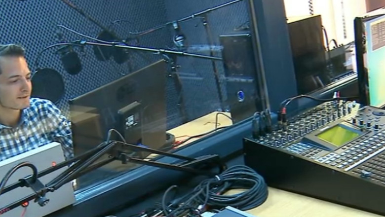 Viitori medici, actuali oameni de radio. Studentii de la Medicina au propriul post de radio Imagine
