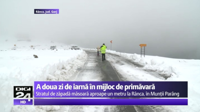Viituri si zapada in pragul Pastelui. Cod galben de inundatii in sud, zapada de un metru la munte Imagine