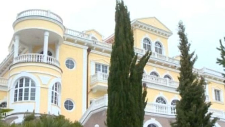 Viktor Ianukovici avea o vila la Ialta si una langa Sevastopol Imagine