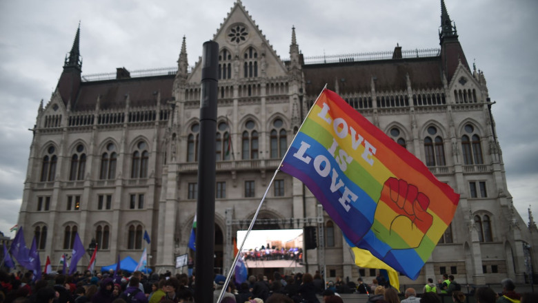 Viktor Orban ameninta ca vor exista „consecinte legale” pentru cei care vor participa la marsul Pride de la Budapesta Imagine