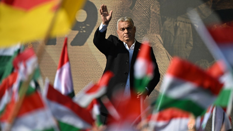 Viktor Orban le cere maghiarilor sa se opuna Bruxelles-ului la fel cum au facut cu trupele sovietice in 1956 Imagine