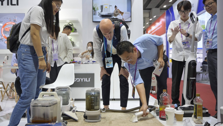 „Vindem aparatura la fel de ieftina ca varza”. Exportatorii chinezi se plang de comenzile tot mai slabe la produsele de consum Imagine