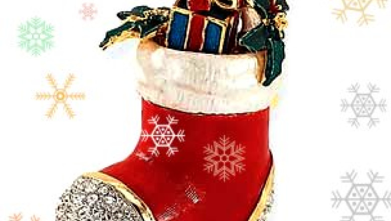 Vine Mos Nicolae. Copiii cuminti primesc daruri multe, cei neascultatori nuieluse Imagine