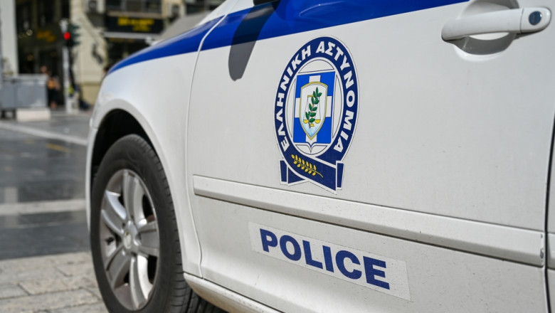 Violente in Atena. 70 de persoane au fost arestate dupa ce au atacat o sectie de politie Imagine