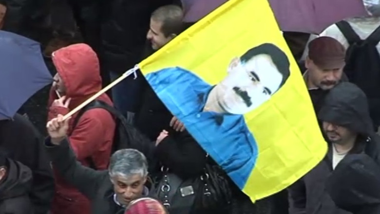 Violente in Turcia. Mii de kurzi au cerut eliberarea liderului lor, Abdullah Ocalan Imagine