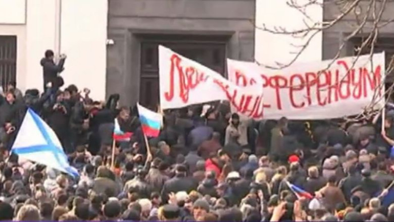 Violente in Ucraina. Partizanii si adversarii apropierii de Moscova s-au luat la bataie Imagine