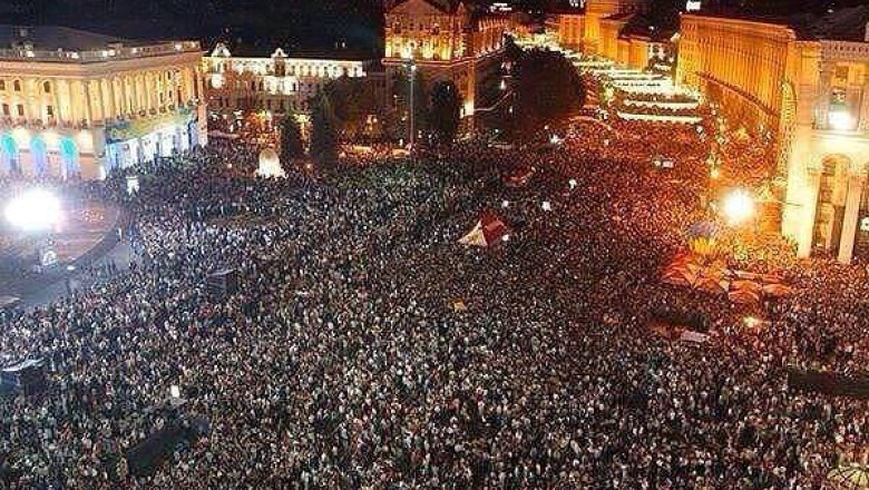 Violente la Kiev. Protestatarii au ocupat primaria. 100 de persoane au fost ranite Imagine