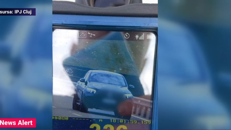 Viteza de 226 km/h pe autostrada A3: Un sofer in varsta de 27 de ani s-a ales cu amenda si a ramas fara permis Imagine