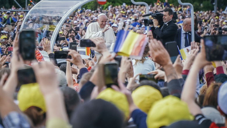 Vizita papei Francisc in Romania: El a calatorit la Blaj, Sumuleu Ciuc si Iasi Imagine