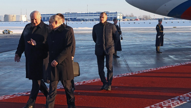 Vladimir Putin a facut prima vizita in Belarus din 2019. Care este miza si de ce se teme Ucraina Imagine