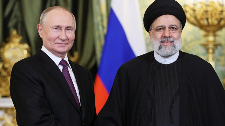 Vladimir Putin a vorbit la telefon cu Ebrahim Raisi. Ce i-a cerut presedintele rus celui iranian Imagine