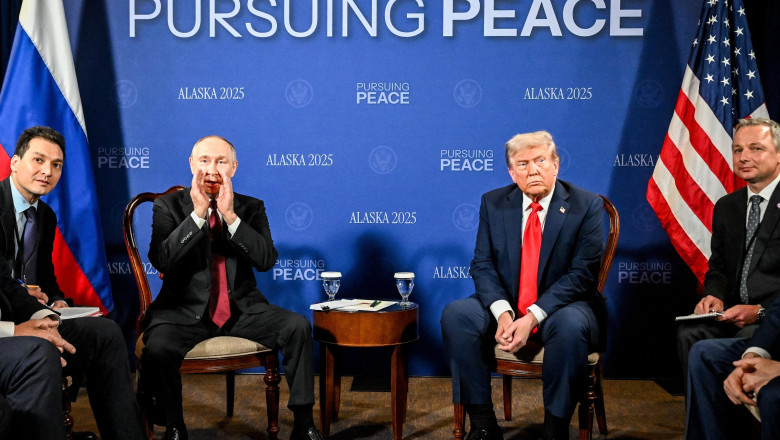 Vladimir Putin, intrebat daca va mai ucide civili, la inceputul summitului din Alaska. Reactia liderului rus Imagine