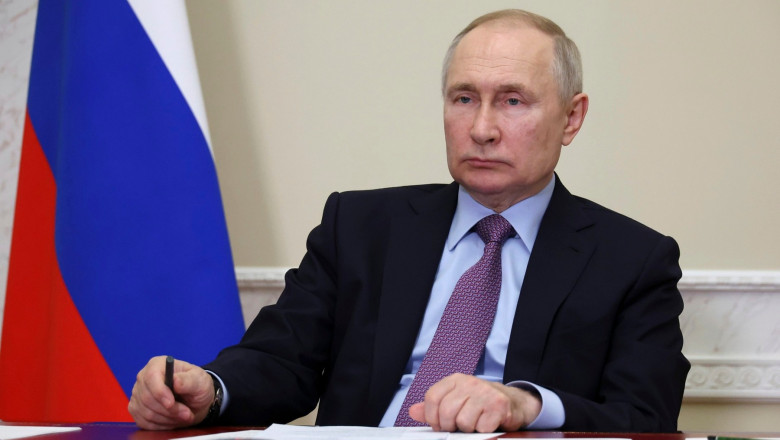Vladimir Putin se lauda ca Rusia produce rachete antiaeriene cat restul lumii la un loc Imagine