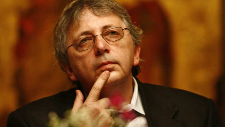 Vladimir Tismaneanu, mesaj pentru Klaus Iohannis: „Domnule Iohannis, va amintiti prima intrebare pe care i-ati pus-o lui Ponta in a doua dezbatere?” Imagine