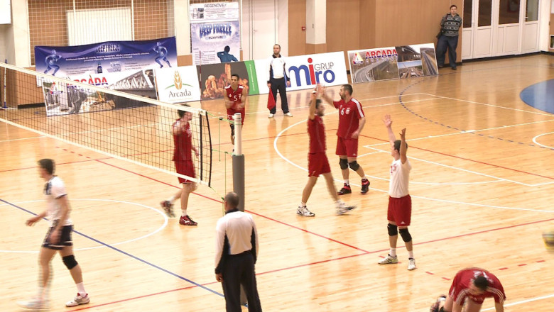 VOLEI. CSM Bucuresti a reusit surpriza cu Arcada Imagine
