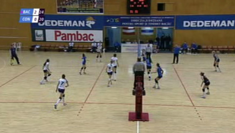 VOLEI FEMININ. Victorie lejera pentru Stiinta Imagine