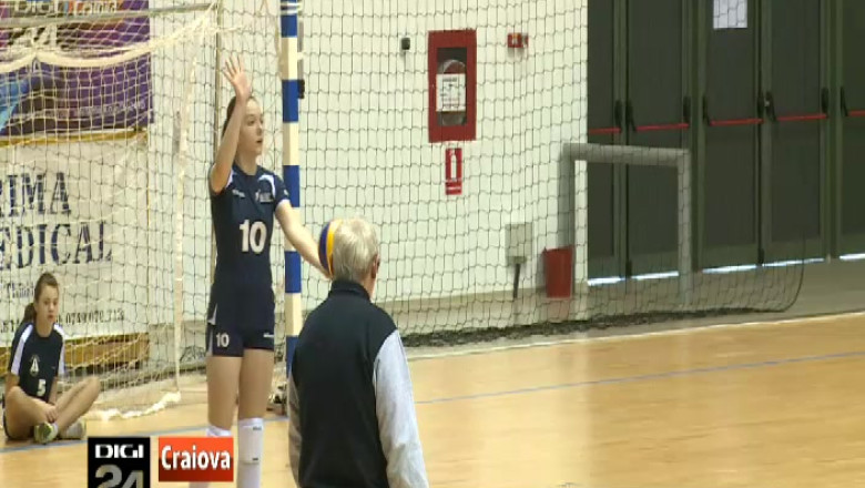 Voleibalistele de la SCM „U” Craiova au urcat pe loc de play-off Imagine
