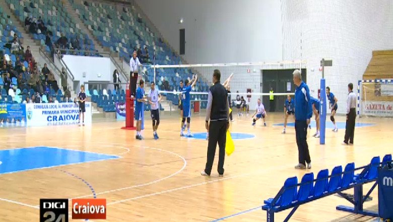 Voleibalistii craioveni infrunta vicecampioana Frantei   Imagine