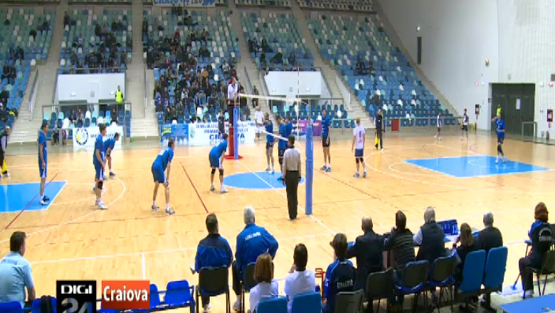 Voleibalistii craioveni viseaza la calificare Imagine