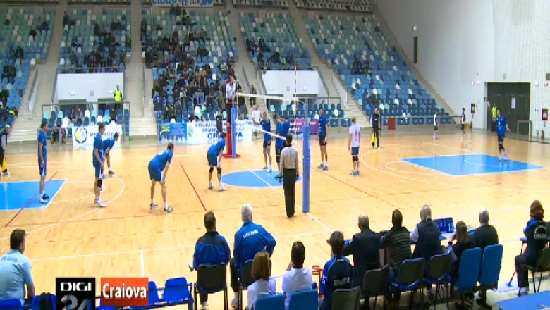 Voleibalistii de la SCM „U” Craiova joaca impotriva francezilor de la Arago de Sete Imagine