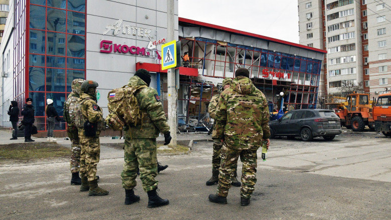 Voluntari rusi care lupta de partea Ucrainei le cer civililor din doua orase rusesti de langa frontiera sa evacueze „imediat” Imagine