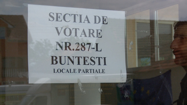 Vot dublu in Buntesti, jud. Bihor. Localnicii au votat si pentru Parlamentul European, si pentru Consiliul Local Imagine