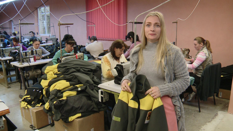 VRANCEA. Haine pentru italieni, facute la Bordesti Imagine