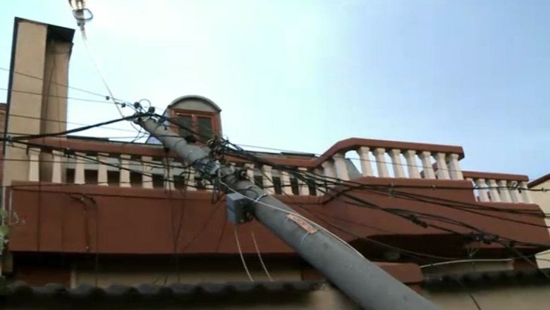 Vreme instabila in toata tara. Judetele Buzau si Vrancea, cele mai afectate de furtuna de noaptea trecuta Imagine