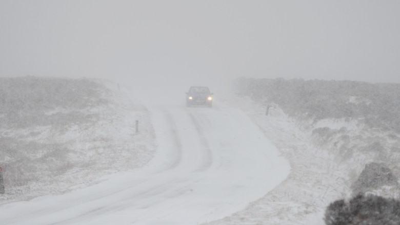 Vreme rea in aproape toata Europa. In Ungaria sunt anuntate caderi masive de zapada Imagine