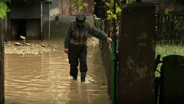 Vremea rea pune stapanire pe Romania Imagine