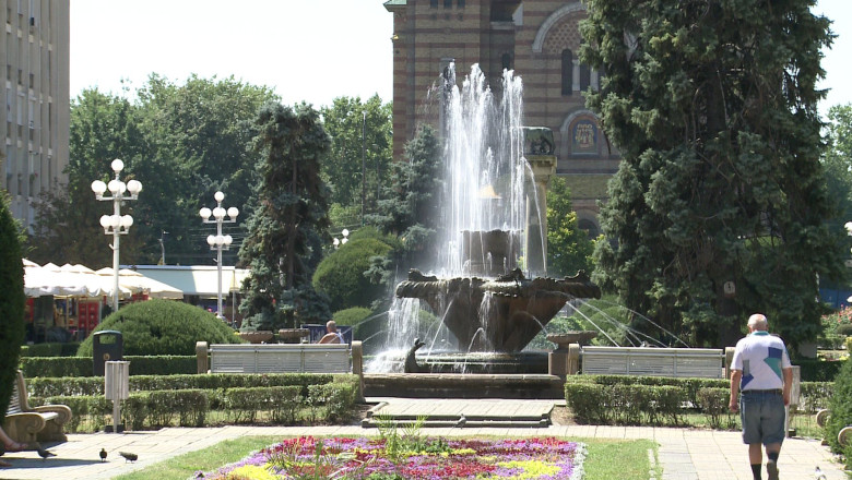 Vremea se incinge iar in vest: weekend cu 31-33 de grade, luni sunt asteptate 35 de grade Imagine