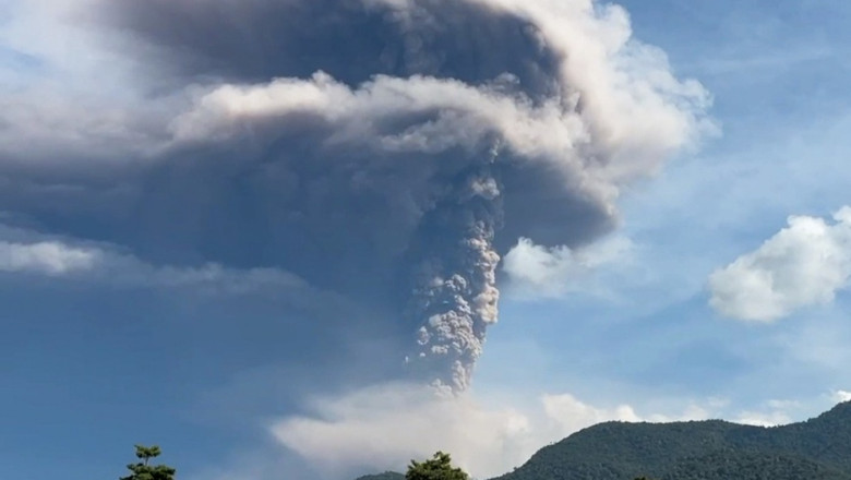 Vulcanul Lewotobi Laki-laki a erupt. Indonezia a crescut nivelul de alerta la maximum Imagine