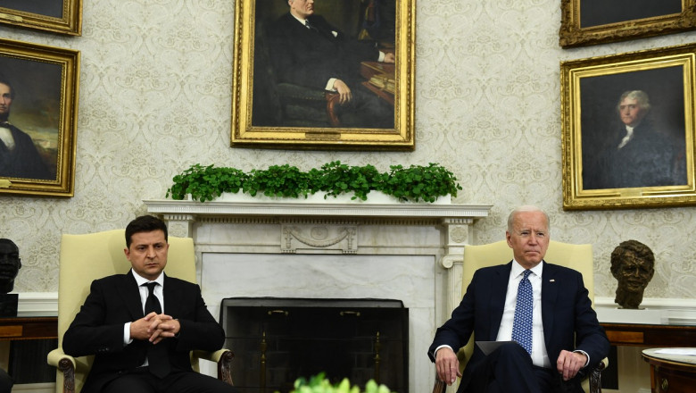 Washington Post: Spionajul SUA a aflat din octombrie 2021 ca Vladimir Putin va invada Ucraina. Cum a reactionat Volodimir Zelenski Imagine