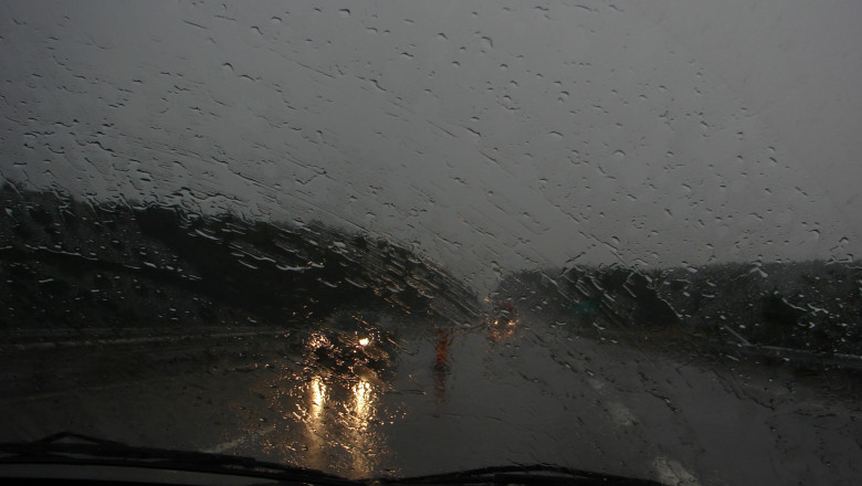 Weekend cu ploi si ninsori in vest Imagine